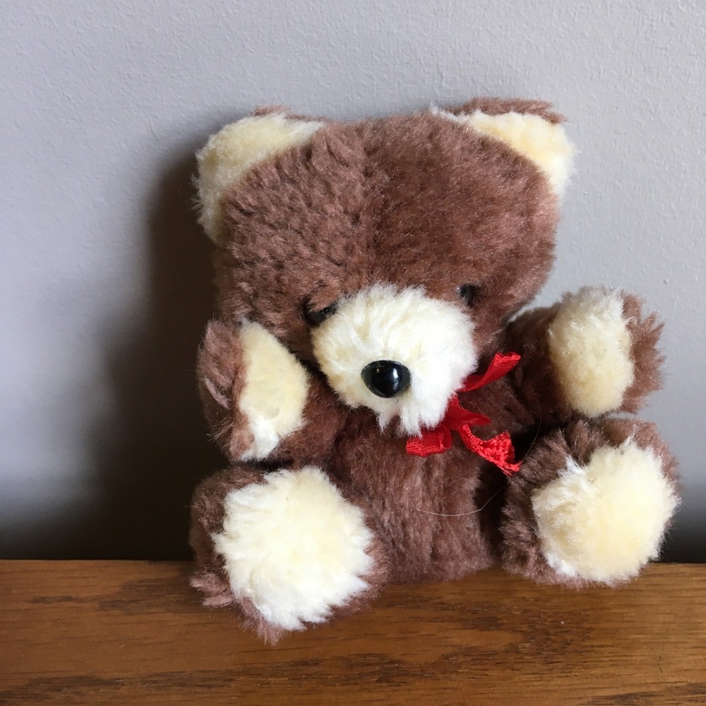 Vintage Russ Berrie Plush Brown Teddy Bear Red Bow‎ 4.5" No. 259
